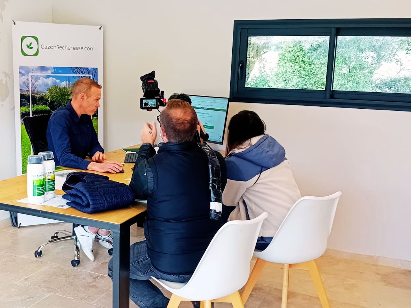 GazonSécheresse passe à la télévision dans l'émission Capital de M6